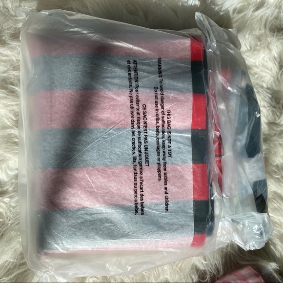 Victoria’s Secret Striped Weekender Duffel Bag - Picture 4 of 5